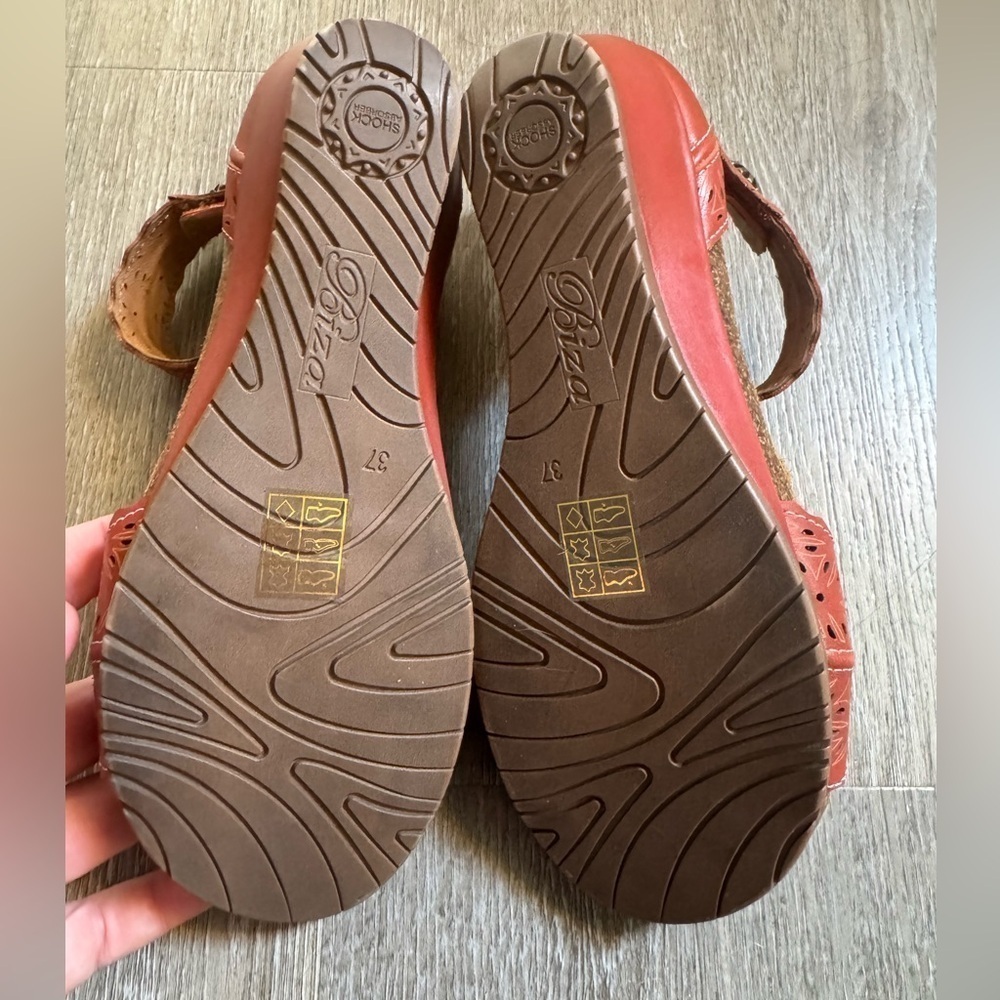 Biza Maya Wedge Sandal - Picture 4 of 6
